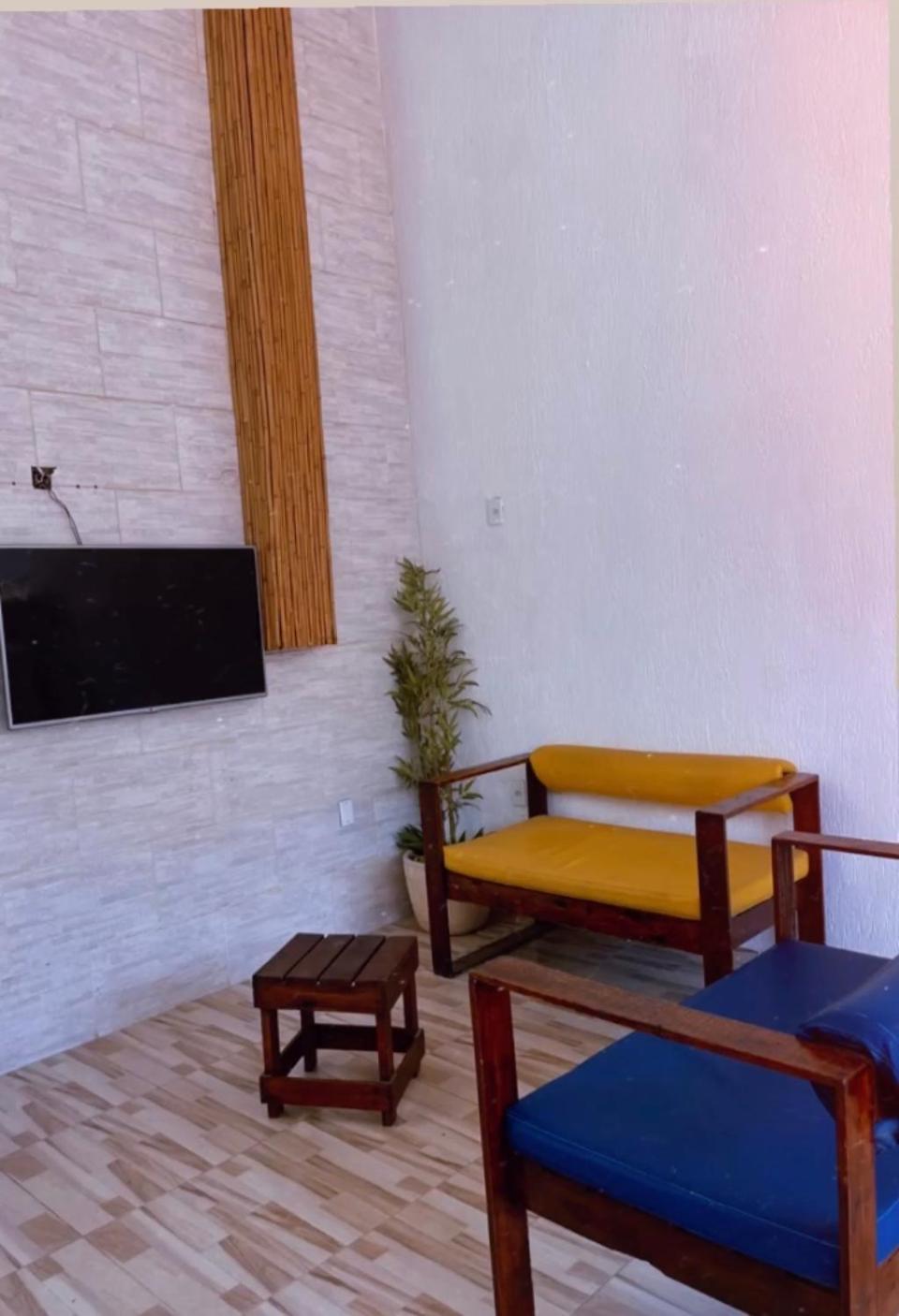 إلها غراندي Buganvile Hostel المظهر الخارجي الصورة